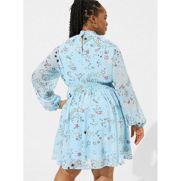 Torrid 3 Clipdot Blouson Sleeve Mock Nexk Skater Dress Cosmic Stars Summer 3X - Picture 15 of 16